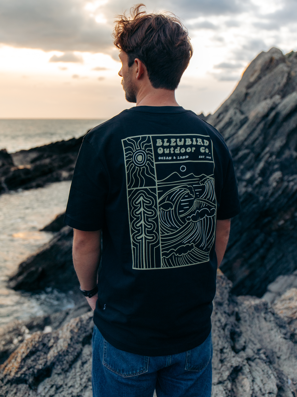 Valto Tee - Black