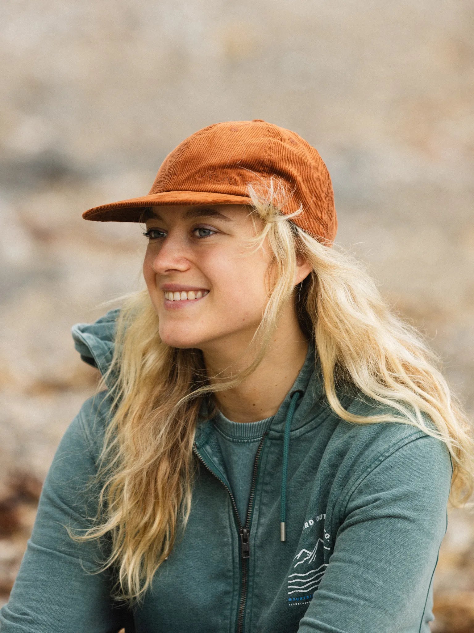 Willow Dawn Zipper Hood