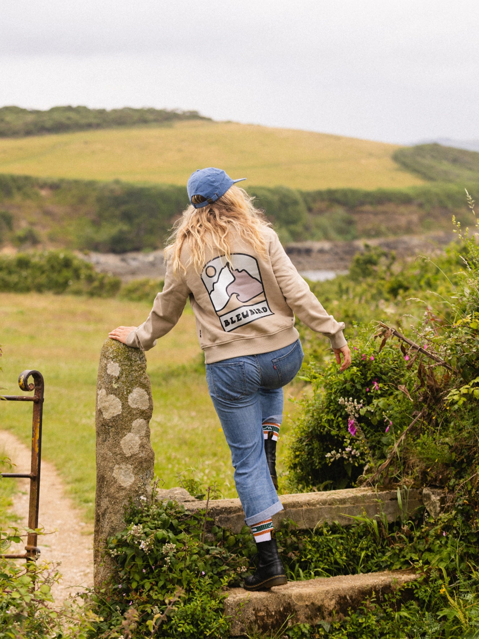 Escape Cropped Crew - Desert Sand