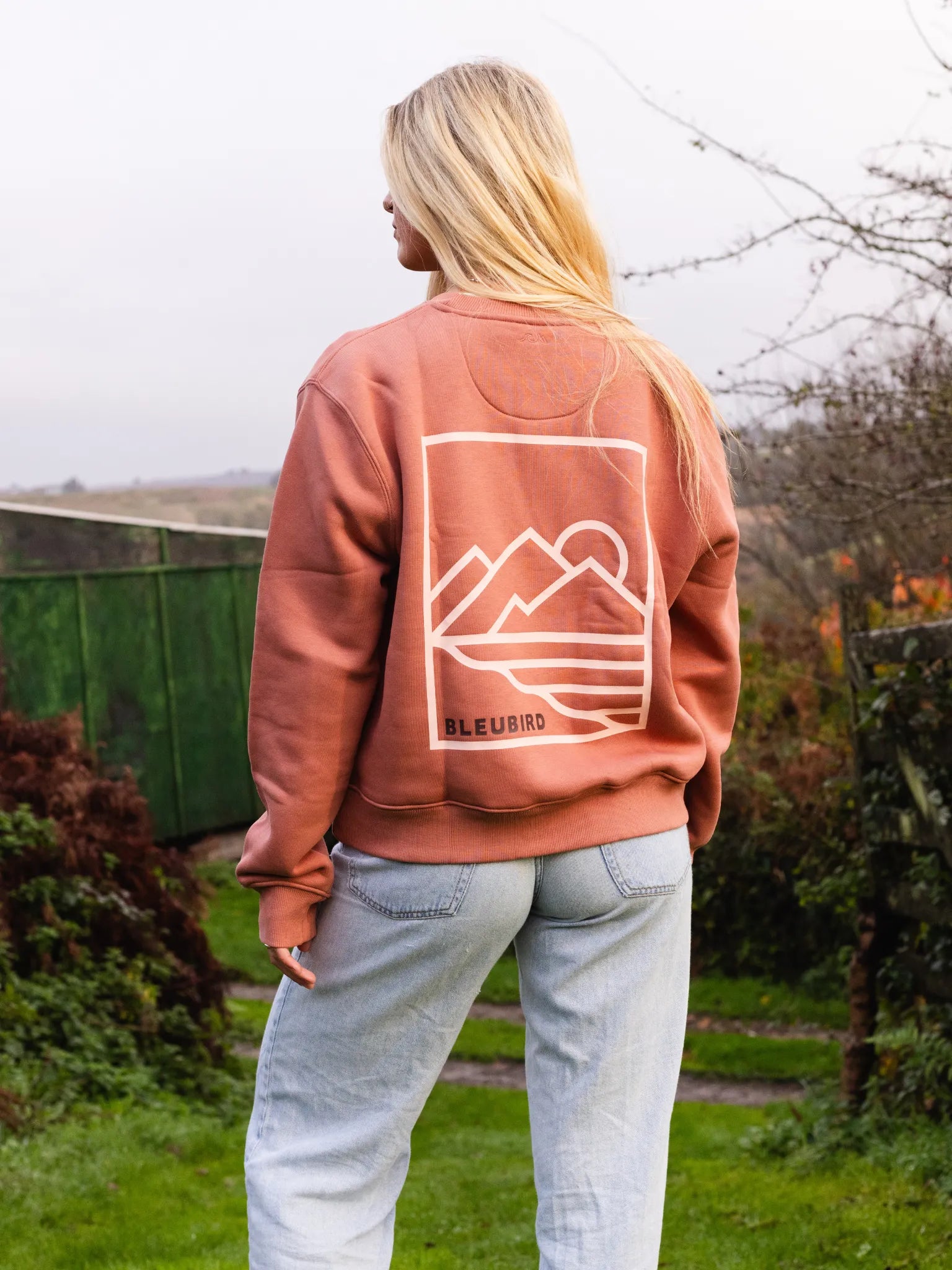 Shoreline Cropped Crew - Clay
