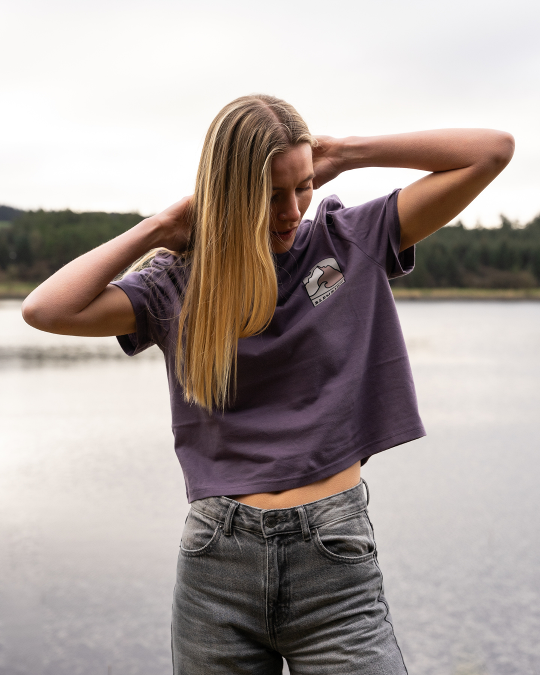 Escape Cropped Tee - Plum